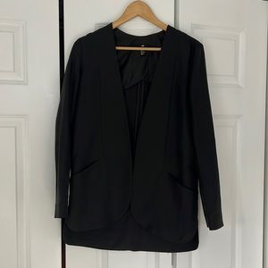 H&M blazer with front pockets / size 8